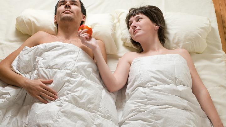 初夜性爱用什么方法避孕最好 适合初夜的3大避孕方法