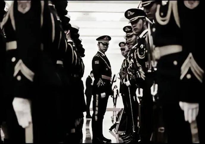 法新社拍摄解放军 法国人拍的解放军照片 法新社仪仗兵照片原图