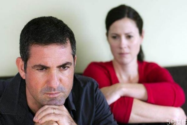 怎么克服婚前焦虑症 情感焦虑症的症状